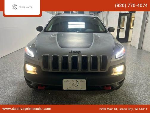 2016 Jeep Cherokee Sport