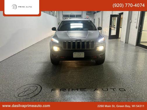 2016 Jeep Cherokee Sport