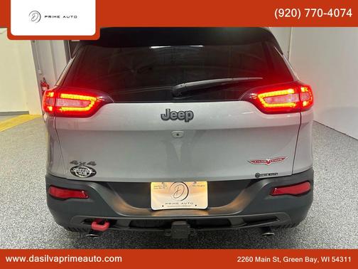 2016 Jeep Cherokee Sport