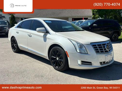 White Diamond Tricoat 2014 Cadillac XTS Premium
