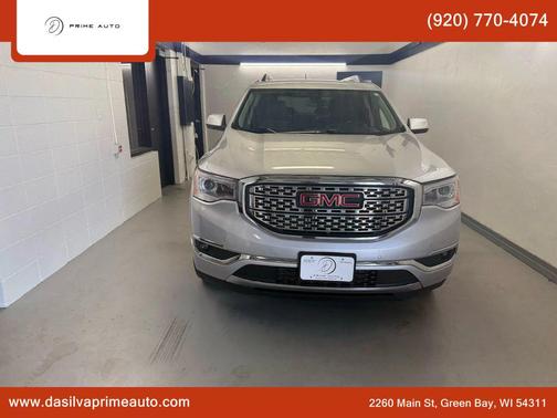 2017 GMC Acadia Denali