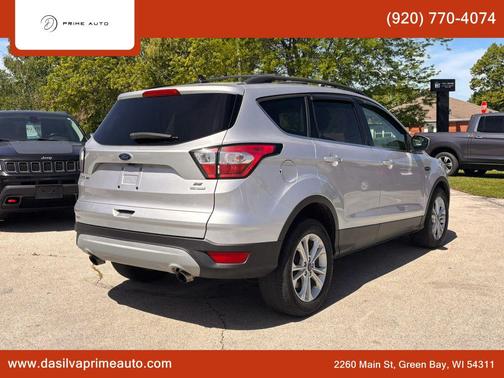 Ingot Silver Metallic 2018 Ford Escape SE