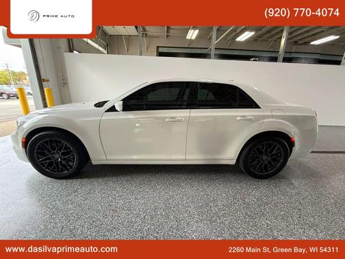 2016 Chrysler 300 S