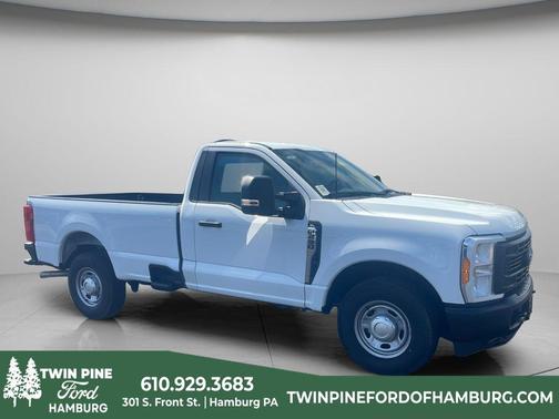 Oxford White 2023 Ford F-250 XL