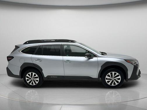 Ice Silver Metallic 2024 Subaru Outback Premium