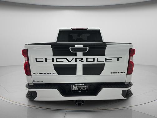 Summit White 2024 Chevrolet Silverado 1500 Custom