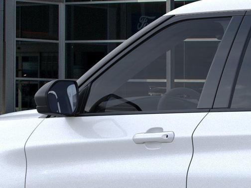 White Metallic 2025 Ford Explorer Active