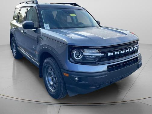 Gray Metallic 2024 Ford Bronco Sport Outer Banks