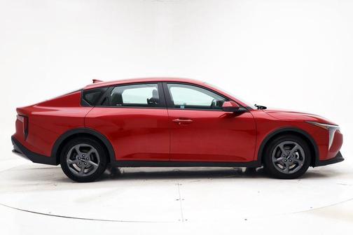 Currant Red 2025 Kia K4