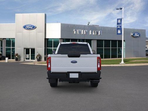 Oxford White 2025 Ford F-350 XL