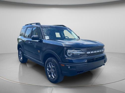 Shadow Black 2024 Ford Bronco Sport Badlands
