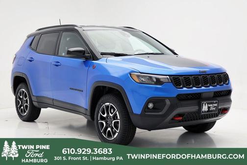 Hydro Blue Pearlcoat 2025 Jeep Compass Trailhawk