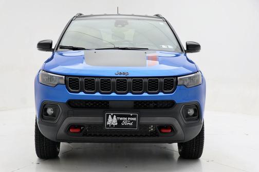 Hydro Blue Pearlcoat 2025 Jeep Compass Trailhawk