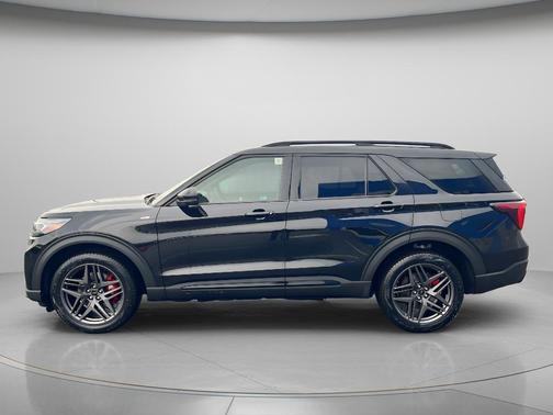 Agate Black Metallic 2026 Ford Explorer ST-Line
