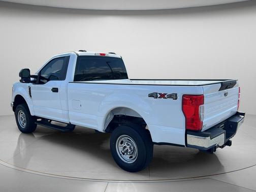 Oxford White 2022 Ford F-250 XL