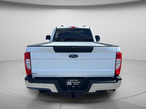 Oxford White 2022 Ford F-250 XL