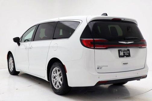 Bright White Clearcoat 2024 Chrysler Pacifica Touring-L