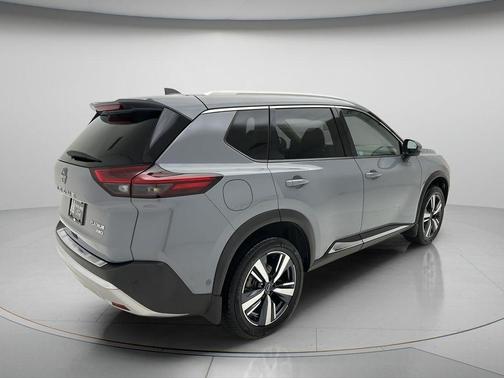 Boulder Gray Pearl 2023 Nissan Rogue Platinum