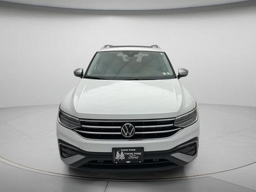 Pure White 2024 Volkswagen Tiguan 2.0T Wolfsburg Edition
