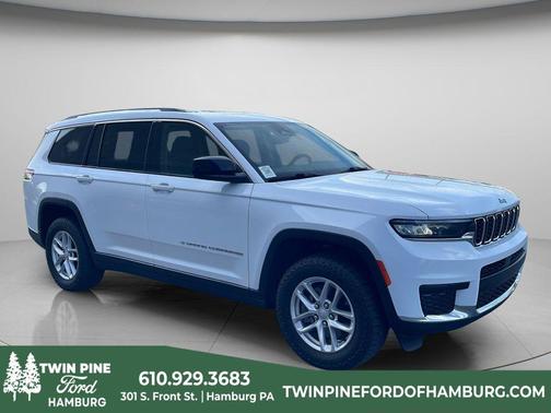 Bright White Clearcoat 2022 Jeep Grand Cherokee L Laredo