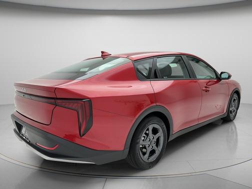 Currant Red 2025 Kia K4