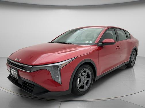 Currant Red 2025 Kia K4