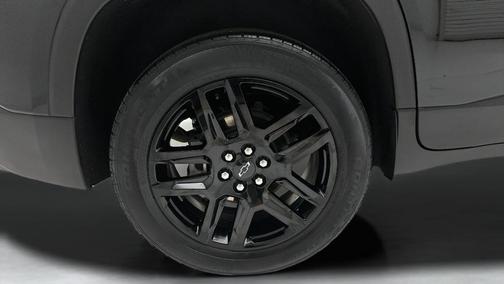 Mosaic Black Metallic 2023 Chevrolet Traverse LS