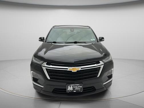 Mosaic Black Metallic 2023 Chevrolet Traverse LS