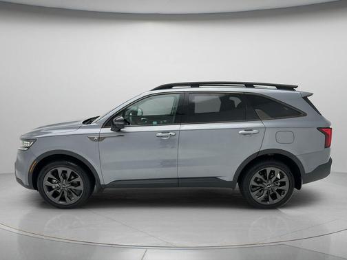 Everlasting Silver 2023 Kia Sorento X-Line SX Prestige