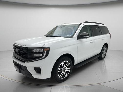 Oxford White 2025 Ford Expedition Active