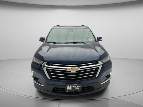 Northsky Blue Metallic 2023 Chevrolet Traverse LT Cloth