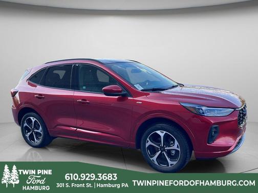 Red Metallic 2025 Ford Escape ST-Line Elite