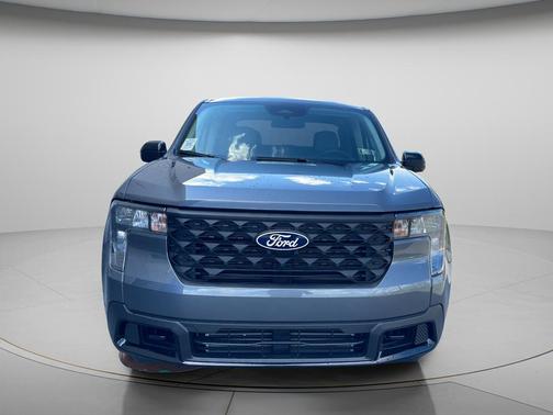 Carbonized Gray Metallic 2025 Ford Maverick XLT