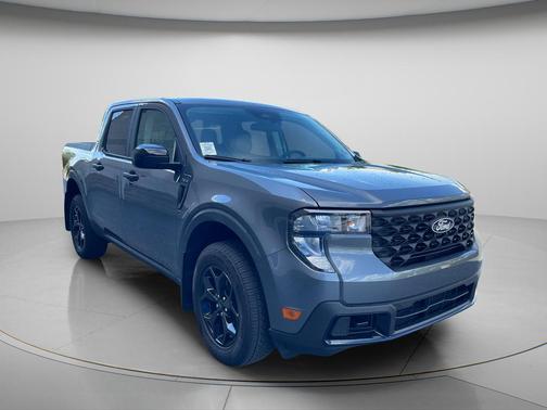 Carbonized Gray Metallic 2025 Ford Maverick XLT