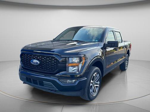Black Metallic 2023 Ford F-150 XL