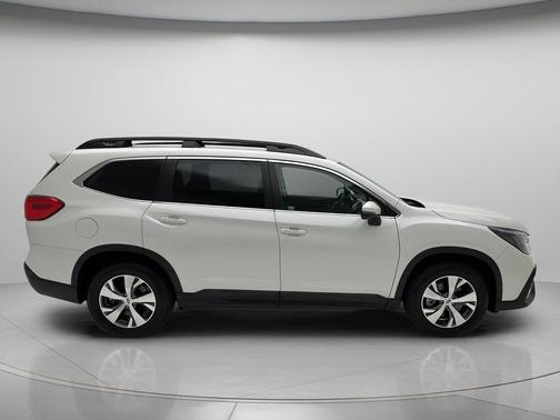 Crystal White Pearl 2023 Subaru Ascent Premium 7-Passenger