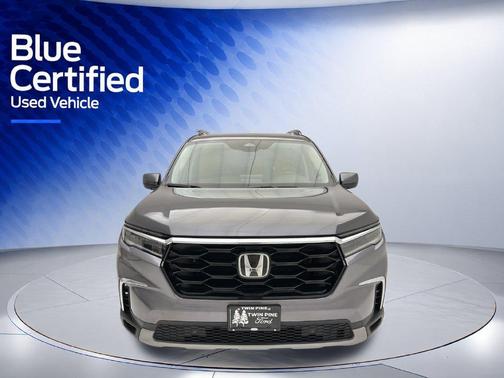 Modern Steel Metallic 2025 Honda Pilot Touring