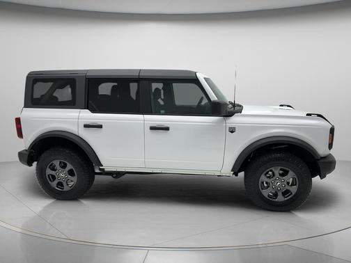 Oxford White 2025 Ford Bronco Big Bend