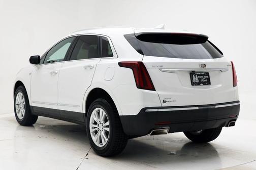 Crystal White Tri-Coat 2023 Cadillac XT5 Luxury
