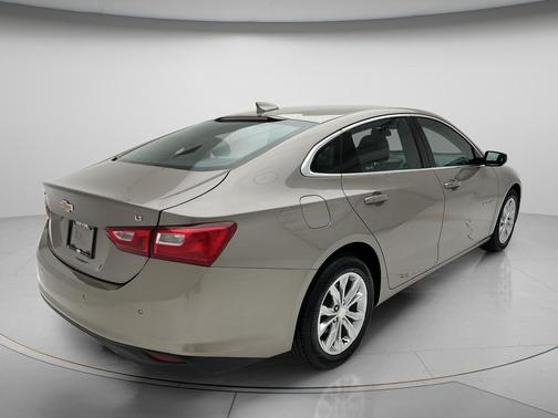 Mineral Gray Metallic 2024 Chevrolet Malibu LT