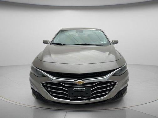 Mineral Gray Metallic 2024 Chevrolet Malibu LT