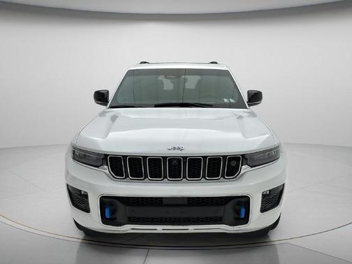 Bright White Clearcoat 2023 Jeep Grand Cherokee 4xe Overland