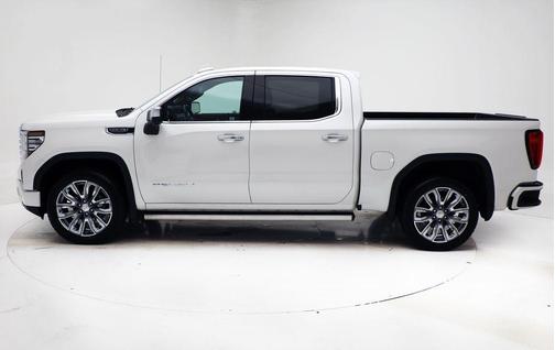 White Frost Tri-Coat 2022 GMC Sierra 1500 Denali