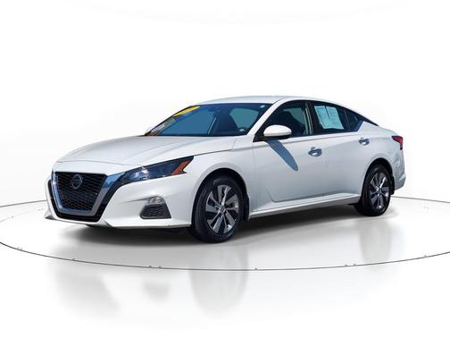 2022 Nissan Altima 2.5 S