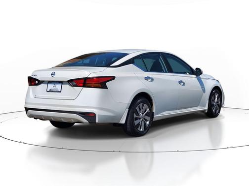 2022 Nissan Altima 2.5 S