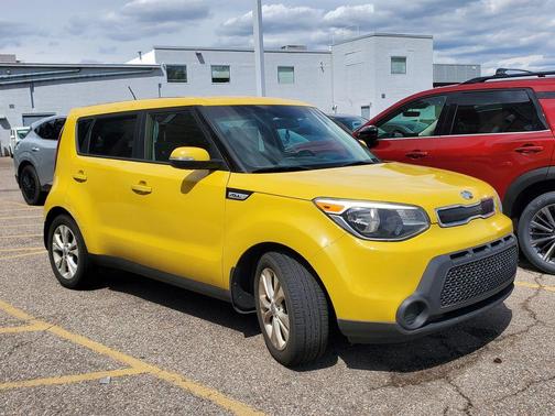 Solar Yellow 2014 Kia Soul +