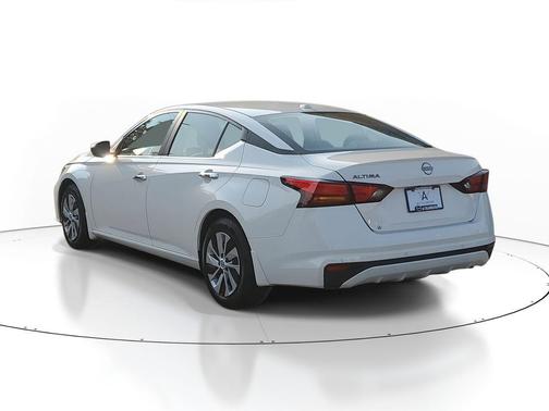 2025 Nissan Altima S