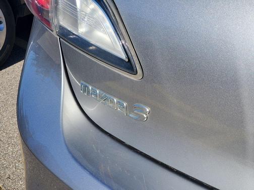 2013 Mazda Mazda3 i Touring