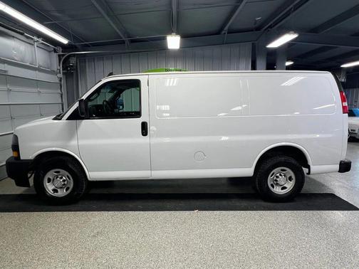 2020 Chevrolet Express 2500 RWD 2500 Regular Wheelbase WT