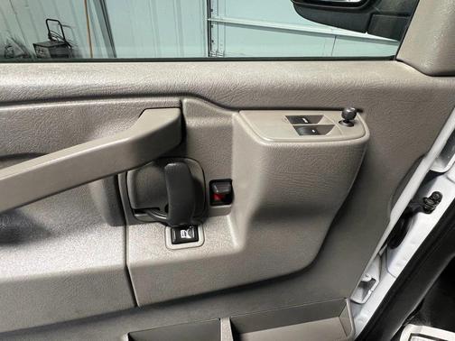 2020 Chevrolet Express 2500 RWD 2500 Regular Wheelbase WT